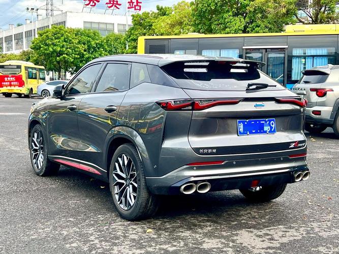 长安欧尚x70a汽车报价(长安欧尚z6图片和价格)