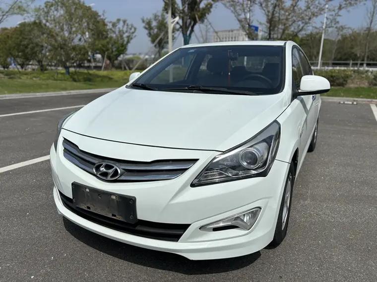 现代瑞纳的报价,现代瑞纳最新款