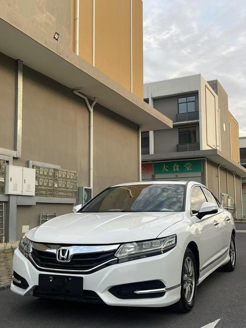 思铂睿好还是雅阁好 二手思铂睿建议买哪款