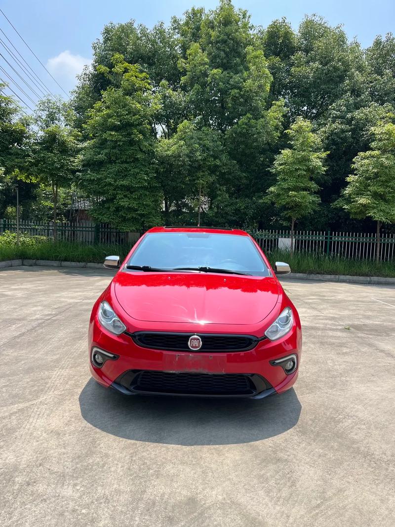 菲亚特两门小车叫什么(菲亚特两开门两座)