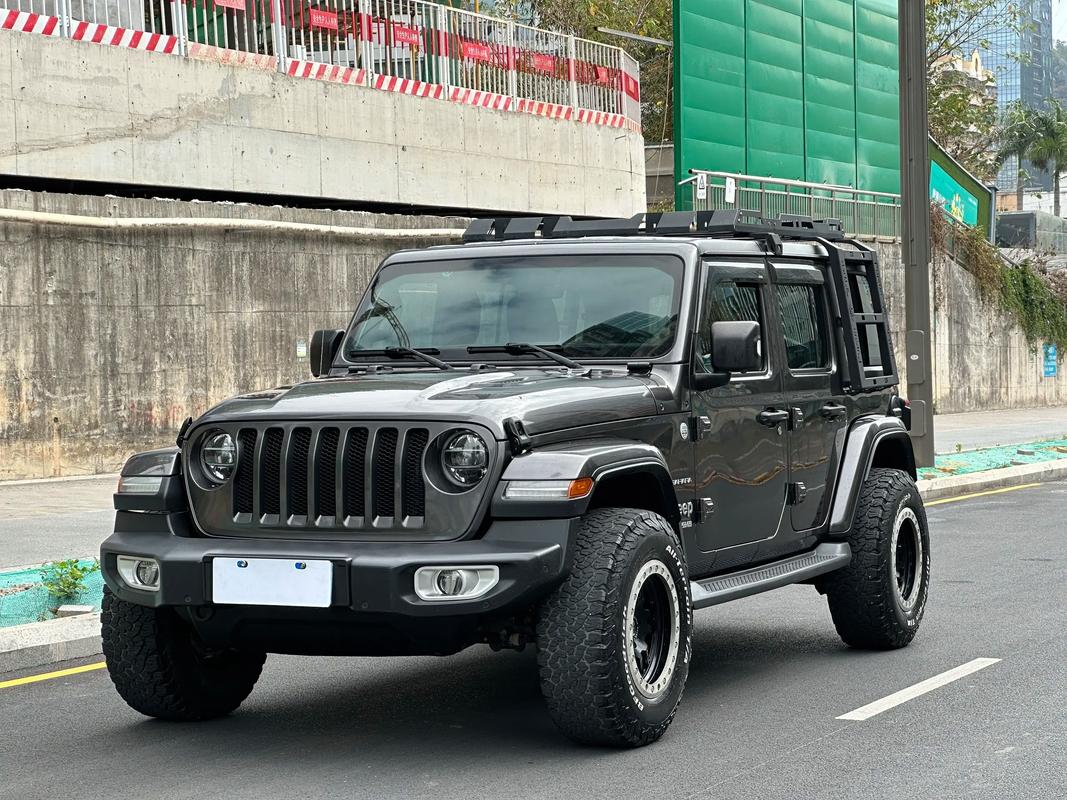 牧马人撒哈拉四门版 2021牧马人撒哈拉四门