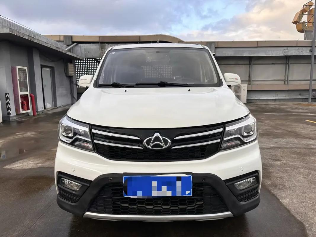 长安汽车欧诺 长安汽车欧诺s报价7座