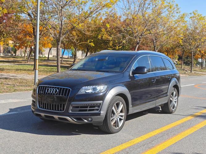 奥迪q7越野车,奥迪小越野车型图片