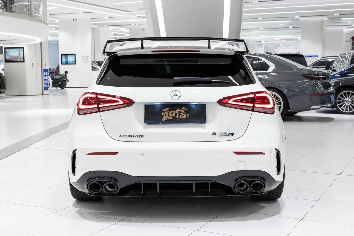 奔驰a级amg图片(奔驰a级amg系列所有车型报价)