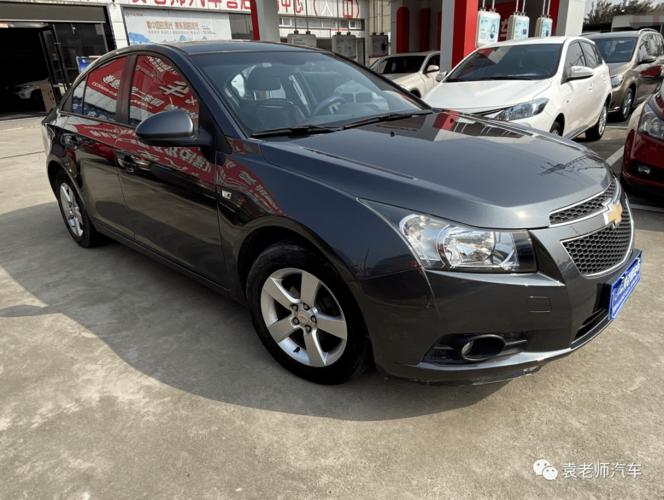 12年的雪佛兰科鲁兹现在值多少钱(12年雪佛兰科鲁兹18自动二手价格多少)