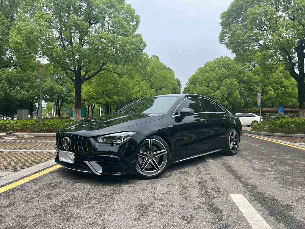 奔驰cla45s价格 奔驰cla454matic报价