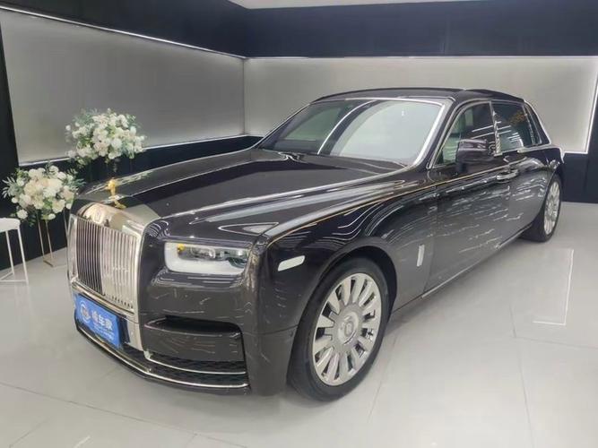 劳斯莱斯轿车价格多少钱一辆(劳斯莱斯轿车价格多少钱一辆啊)