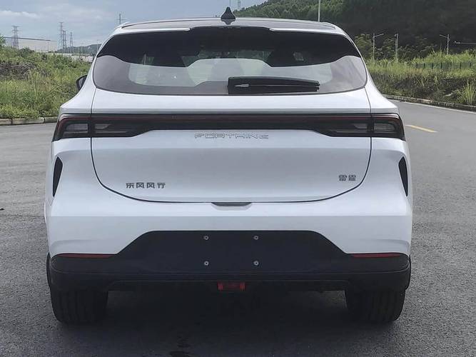 【新款东风风行,新款东风风行雷霆申报图发布!外观焕新,轴距增加了15mm】