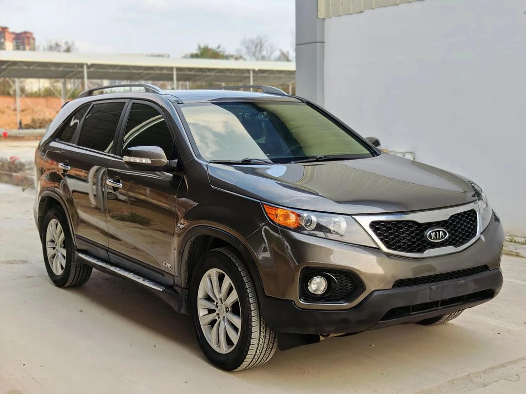 起亚索兰托2023款价格(起亚索兰托suv2021款多少钱)