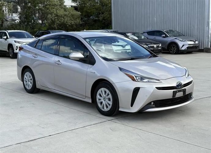 【丰田混动普锐斯最新价位,丰田普锐斯插电混动版价格】