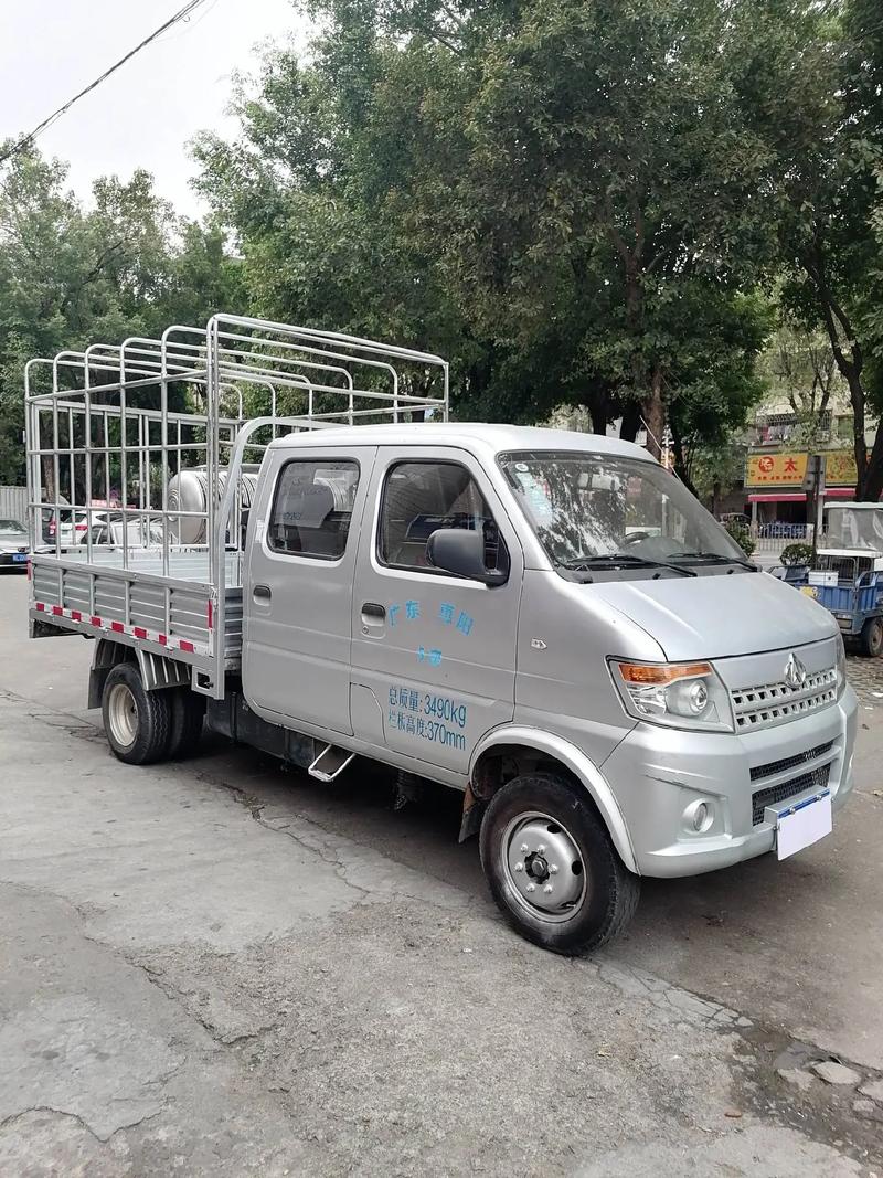 二手长安双排小货车(二手长安双排小货车25米多少钱)